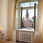Apartment, Town Towers With Parking *