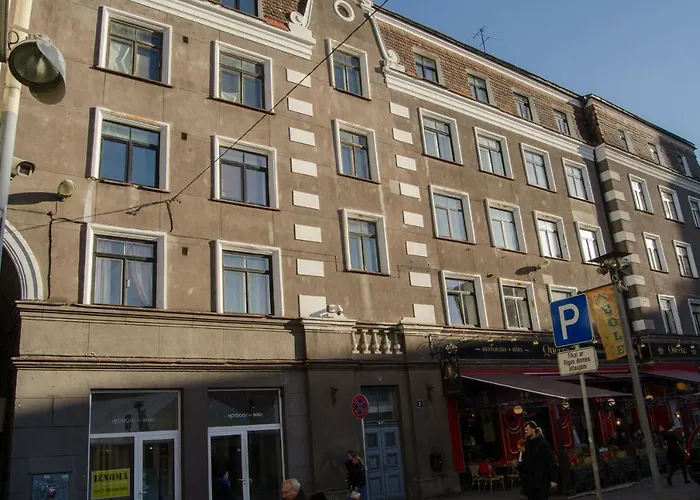 Apartment, Town Towers With Parking 아파트 리가